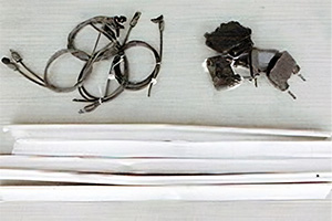 端子・電極・ケーブルのイメージ